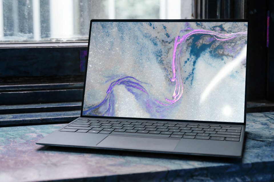 Notebook 14 inci Core Ultra 7